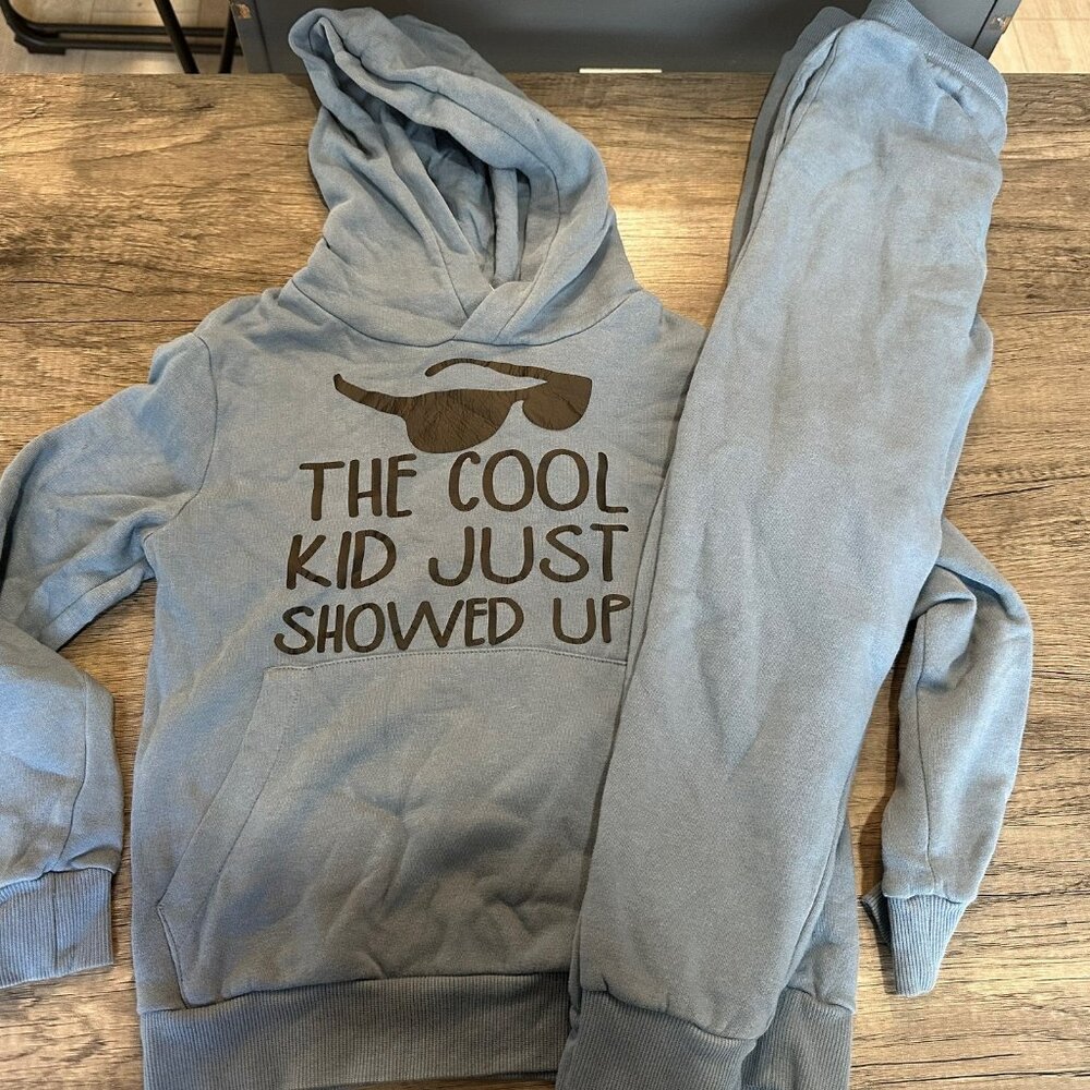 CUSTOM Boys 2-Piece Jogger Set Size 8/10
